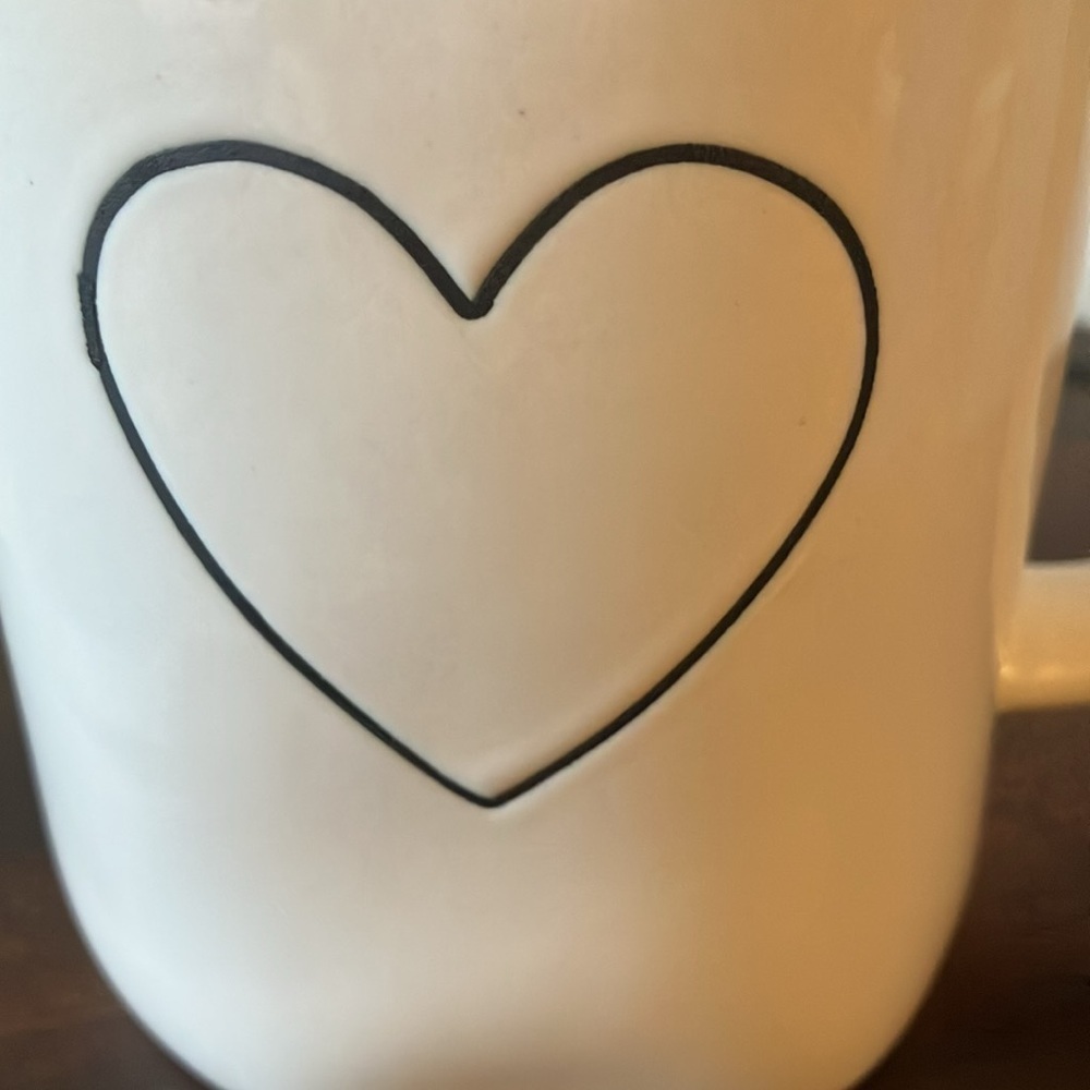 Rae Dunn: White/ Red interior Valentine Heart Mug- Coffee/Tea - Picture 7 of 16